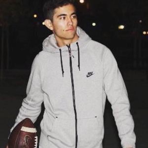 Meet your Posher, Kenny